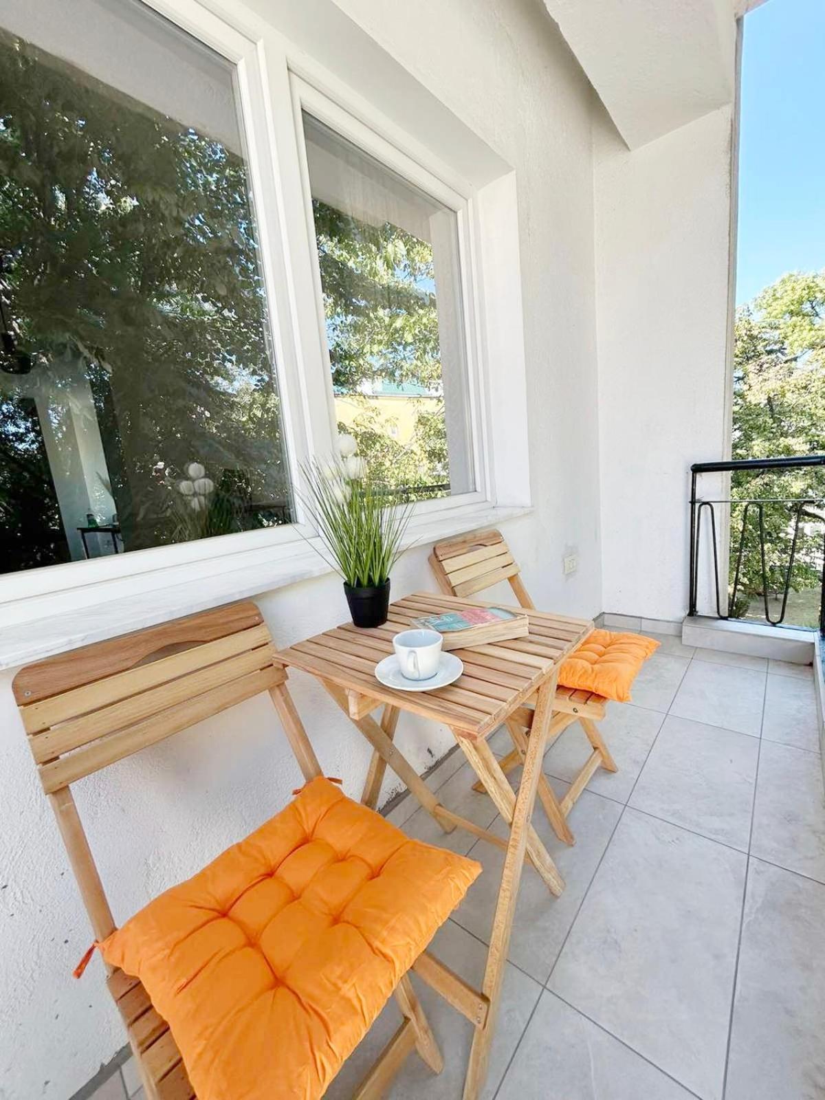 The Circle Apartment Skopje Exterior photo