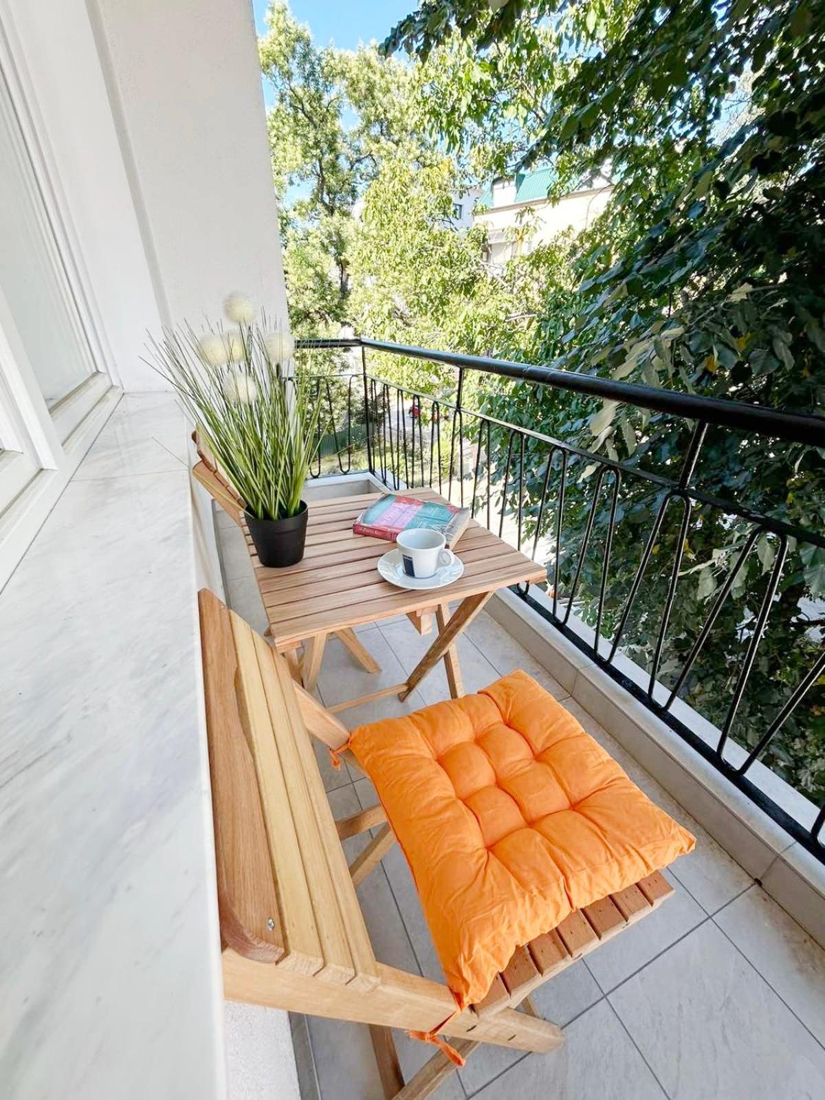 The Circle Apartment Skopje Exterior photo