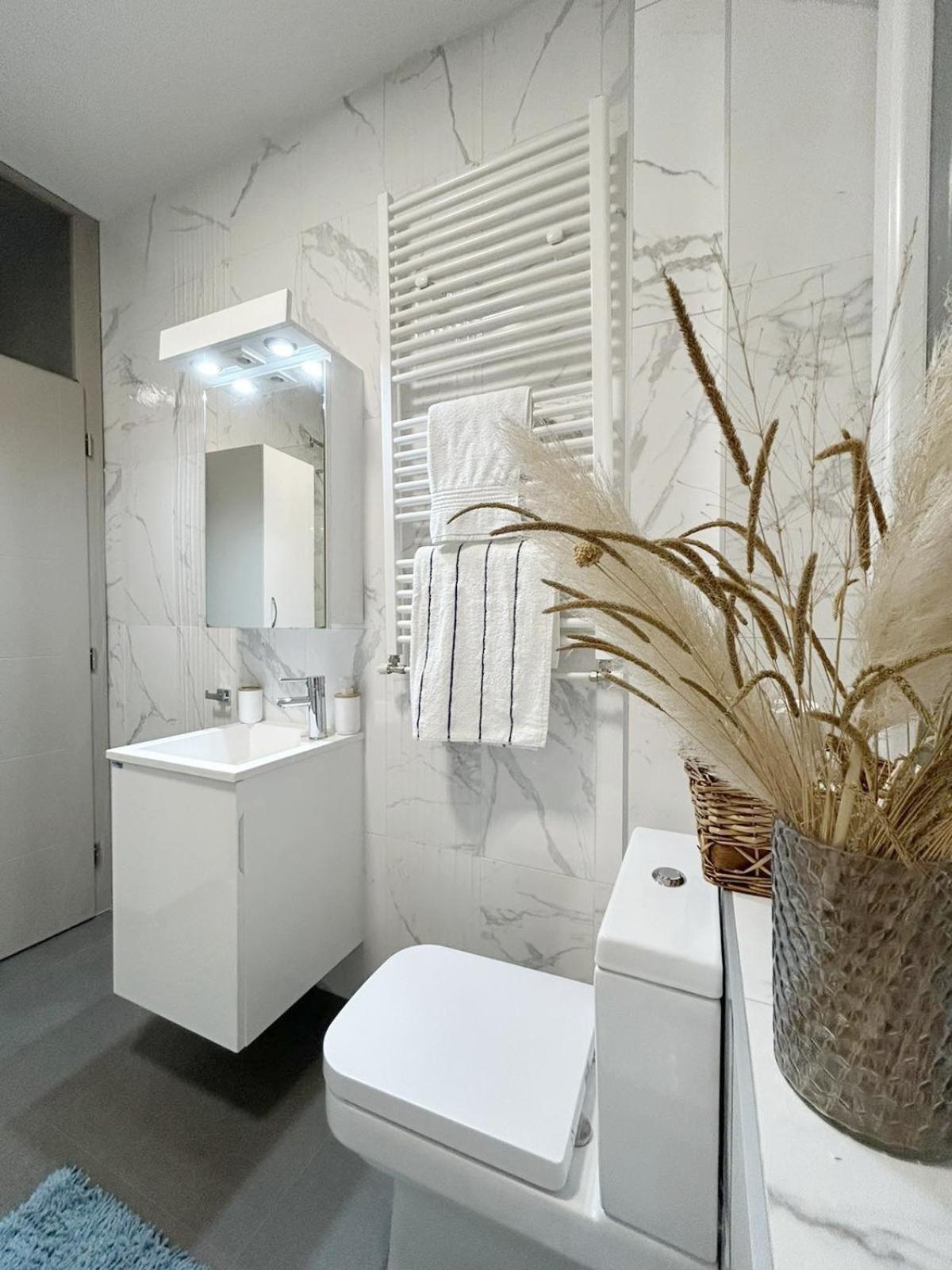 The Circle Apartment Skopje Exterior photo